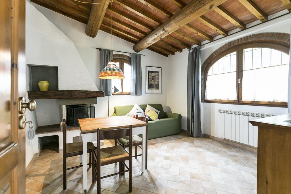 Rocca Palazzaccio Hotel Tavarnuzze Екстериор снимка