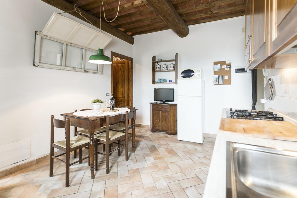Rocca Palazzaccio Hotel Tavarnuzze Екстериор снимка