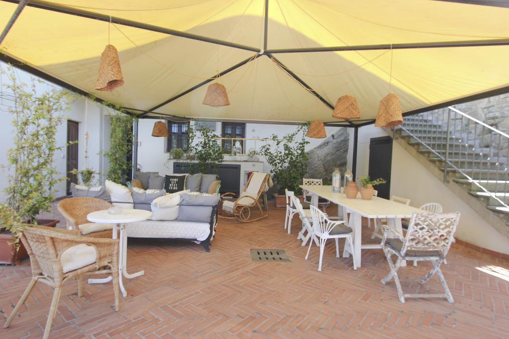 Rocca Palazzaccio Hotel Tavarnuzze Екстериор снимка